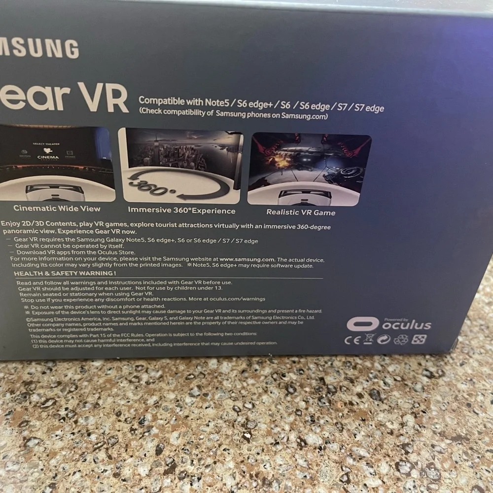 New never opened Samsung gear VR